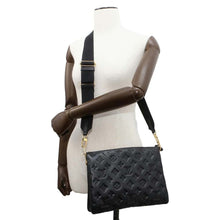 将图像加载到图库查看器中，LOUIS VUITTON Coussin Noir M57790 Lamb Leather Monogram・Pattern Size PM
