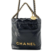 将图像加载到图库查看器中，CHANEL CHANEL22 Handbag Black AS3980 Shiny Calf Leather Size Mini
