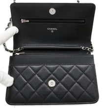 将图像加载到图库查看器中，CHANEL Matelasse Classic Chain Wallet Black AP0250 Caviar Leather
