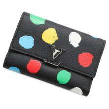 将图像加载到图库查看器中，LOUIS VUITTON LV × YK Portefeuille Capucine Compact Black/Multicolor M81963 Taurillon Leather/Painted Dot
