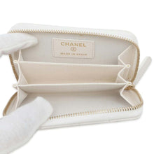 将图像加载到图库查看器中，CHANEL Matelasse Classic Zip Coin Purse White AP0216 Caviar Leather
