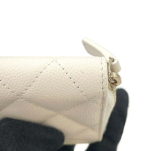 将图像加载到图库查看器中，CHANEL Matelasse Classic Zip Coin Purse White AP0216 Caviar Leather
