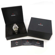 将图像加载到图库查看器中，TUDOR Black Bay Pro W39mm Stainless Steel Black Dial M79470-0001
