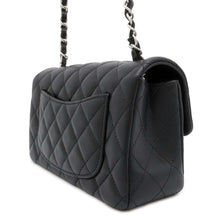 将图像加载到图库查看器中，CHANEL Mini Matelasse ChainShoulder Bag Black A69900 Lambskin Size Mini
