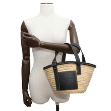 将图像加载到图库查看器中，LOEWE inlay basket bag Natural/Black A223S93X17 Raffia Leather Size Small
