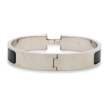 Load image into Gallery viewer, HERMES Clic Bracelet Size PM Black Enamel Metal
