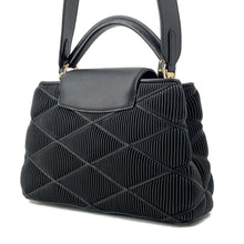 Load image into Gallery viewer, LOUIS VUITTON Carpeciene Noir M20545 Leather Size BB
