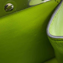 将图像加载到图库查看器中，FENDI Peekaboo IseeU Green 8BN335 Leather Size Petit
