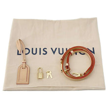 Load image into Gallery viewer, LOUIS VUITTON Grand Palais BordeauxM45898 Monogram Size MM
