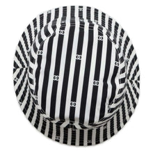 将图像加载到图库查看器中，CHANEL Coco Beach Stripe Hat Size S White/Black Polyamide100%
