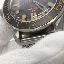 Load image into Gallery viewer, OMEGA Seamaster Diver300 007 Edition W42mm TI Brown Dial 210.90.42.20.01.001
