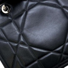 将图像加载到图库查看器中，Dior ArchiCannage Essential ChainTote Bag Black M8721OZVJ Leather Size Medium
