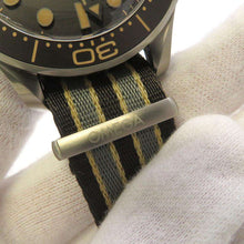 Load image into Gallery viewer, OMEGA Seamaster Diver300 007 Edition W42mm TI NATO Brown Dial 210.92.42.20.01.001
