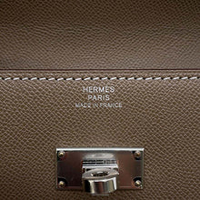 Load image into Gallery viewer, HERMES kelly pocket Etoupe Veau Madame
