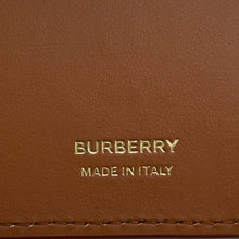 将图像加载到图库查看器中，BURBERRY TB Compact Wallet Warm Russet Brown 8049218 Grainy leather
