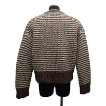 Load image into Gallery viewer, Bottega Veneta Zig Zag crew neck sweater Size L Milkweed/White721234 Wool 100%
