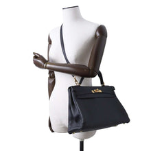 Load image into Gallery viewer, HERMES Kelly Retourne Black Togo Leather Size 32
