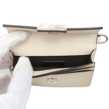 将图像加载到图库查看器中，FENDI Flat Bucket Shoulder Wallet BeigeGradation 7M0311 Leather
