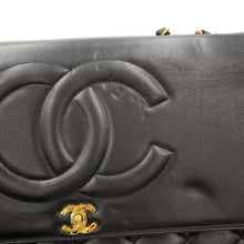 Load image into Gallery viewer, CHANEL Jumbo Matelasse CC Logo ChainShoulder Bag Black Lambskin Size 34
