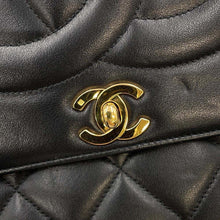 Load image into Gallery viewer, CHANEL Jumbo Matelasse CC Logo ChainShoulder Bag Black Lambskin Size 34
