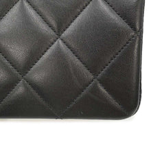 Load image into Gallery viewer, CHANEL Jumbo Matelasse CC Logo ChainShoulder Bag Black Lambskin Size 34
