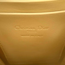 将图像加载到图库查看器中，Dior Cannage 2WAY Phone Holder Yellow S0872ONMJ Lambskin
