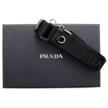 将图像加载到图库查看器中，PRADA Phone holder Black 2ZT058 Leather
