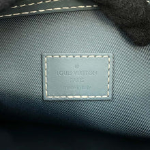 将图像加载到图库查看器中，LOUIS VUITTON Keepall Bandouliere BlueM22532 Monogram Washed Denim Size 50
