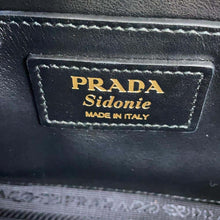 将图像加载到图库查看器中，PRADA ChainShoulder Bag Black 1BD219 Leather
