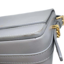 将图像加载到图库查看器中，BURBERRY Shoulder Bag Gray Leather
