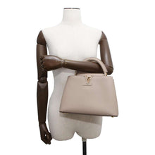 Load image into Gallery viewer, LOUIS VUITTON Capucines GaletM94634 Taurillon Leather Size BB
