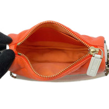 将图像加载到图库查看器中，Dior Vibe Hobo Shoulder Bag Orange Leather Size Mini
