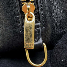 将图像加载到图库查看器中，Dior CD Logo Chain Clutch Bag Black M8642UBBU Leather
