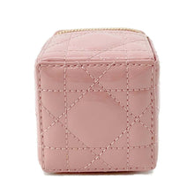 将图像加载到图库查看器中，Dior Lady Dior Cannage Chain Cube Micro Pouch Pink S0976OVRB Patent Leather
