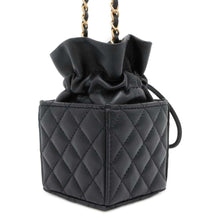 将图像加载到图库查看器中，CHANEL Matelasse MiniDrawstring Bag ChainShoulder Bag Black Lambskin
