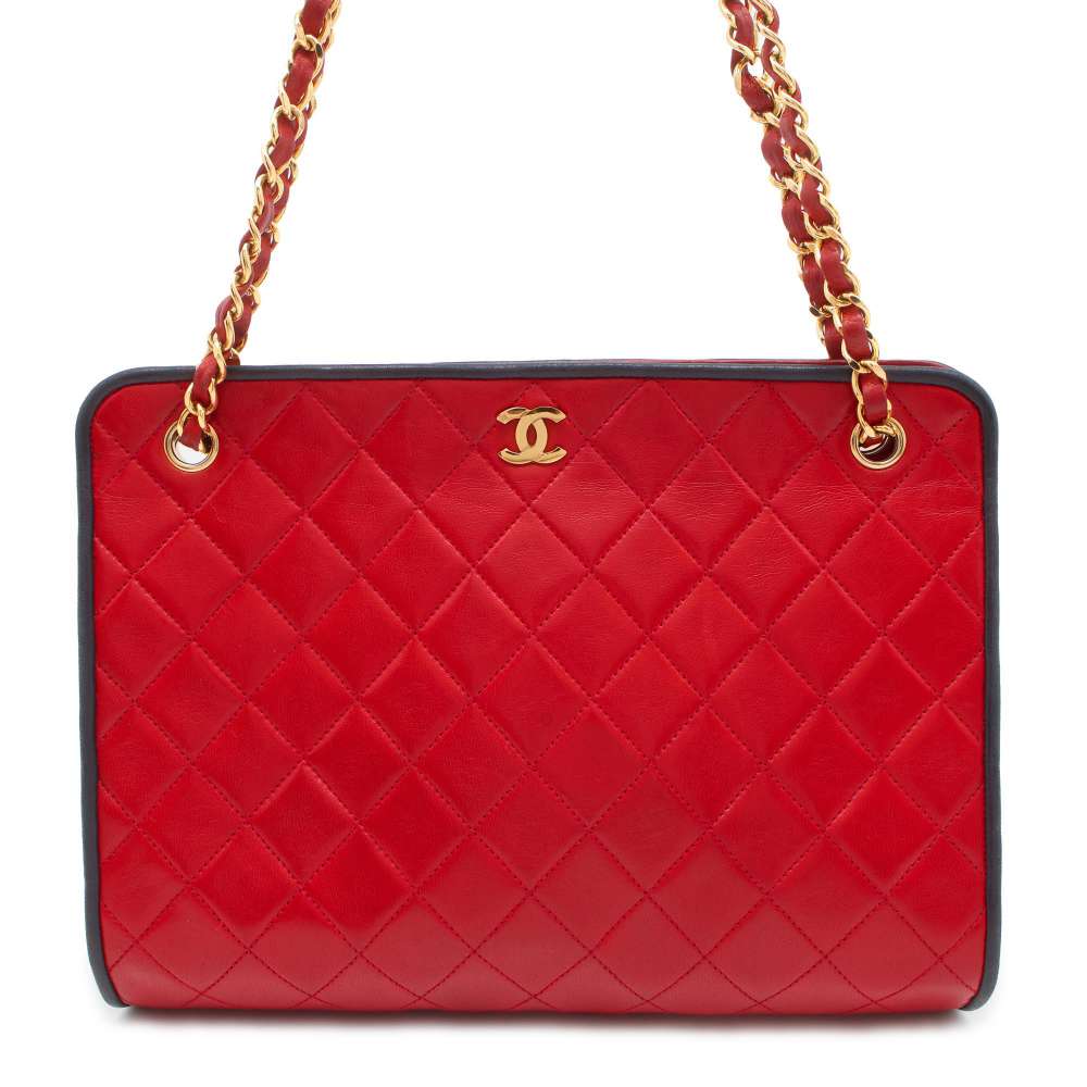 CHANEL Matelasse Chain Shoulder Bag Red/Navy Lambskin