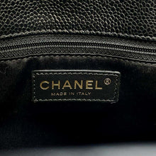 将图像加载到图库查看器中，CHANEL GST tote BlackA50995 Caviar Leather
