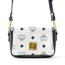 将图像加载到图库查看器中，MCM Logo Shoulder Bag White/Navy Leather
