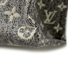 Load image into Gallery viewer, LOUIS VUITTON Onthego Noir/White M46448 Monogram・Jacquard Denim Size MM
