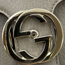 将图像加载到图库查看器中，GUCCI Interlocking G ChainShoulder Bag Gray 510304 Leather
