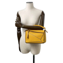 Load image into Gallery viewer, LOEWE Puzzle bag Yellow 322.12KS21 Leather Size Small
