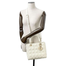 将图像加载到图库查看器中，Dior Lady Dior 2WAYHandbag White M0565ONGE Lambskin Size Medium
