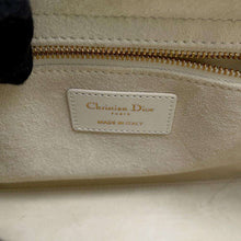 将图像加载到图库查看器中，Dior Lady Dior 2WAYHandbag White M0565ONGE Lambskin Size Medium
