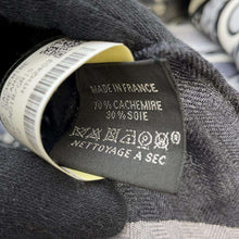 Load image into Gallery viewer, HERMES Carré H 100 &quot;Fauve of Dreams&quot; Anthracite/ Black /Gray Cashmere100%
