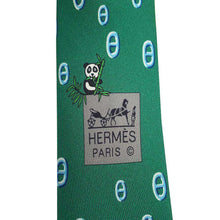 Load image into Gallery viewer, HERMES Necktie Silk tie Maillon Vert Silk100%
