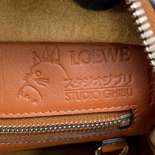 将图像加载到图库查看器中，LOEWE Amazona Ghibli collaboration Brown A039N03X02 Leather Size 28
