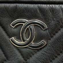 Load image into Gallery viewer, CHANEL Chevron ChainShoulder Bag Black A57617 Leather
