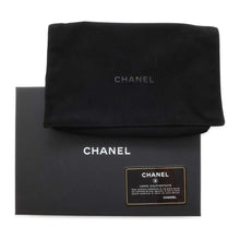 将图像加载到图库查看器中，CHANEL CHANEL Chain wallet Black Patent Leather
