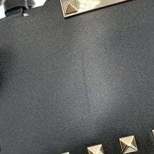 将图像加载到图库查看器中，Valentino Garavani Studded Shoulder Bag Black WW2P0W33XVJ Leather
