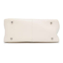 将图像加载到图库查看器中，Givenchy One Shoulder Bag Ivory Leather embossed
